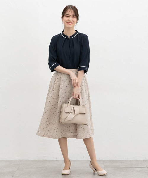 Honeys（ハニーズ）の「６分袖配色ブラウス（シャツ/ブラウス・レディース・ブラック系その他/グレイッシュブルー/ネイビー/イエロー系その他/アイボリー・S/M/LL/L/3L）」の10枚目の写真