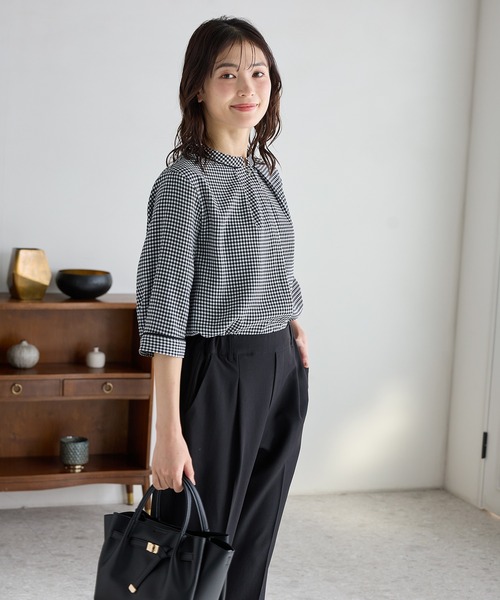 Honeys（ハニーズ）の「６分袖配色ブラウス（シャツ/ブラウス・レディース・ブラック系その他/グレイッシュブルー/ネイビー/イエロー系その他/アイボリー・S/M/LL/L/3L）」の19枚目の写真