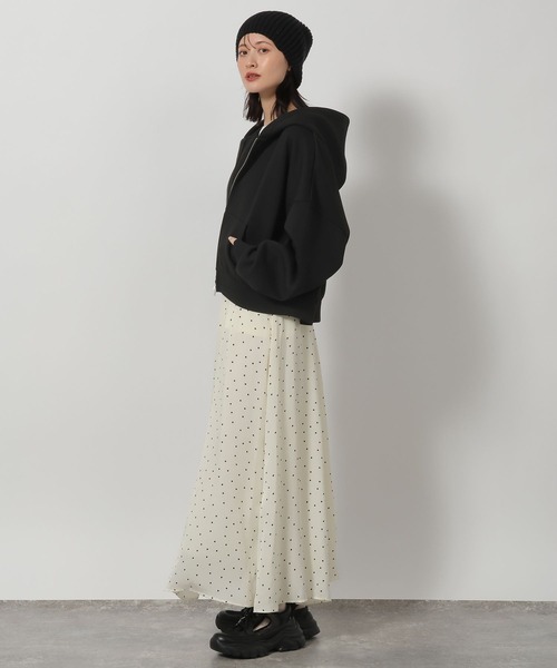 LAKOLE（ラコレ）の「フィブリルフレアスカート / 654268（スカート・レディース・グレー/オフホワイト/ネイビー・LARGE/MEDIUM）」の12枚目の写真