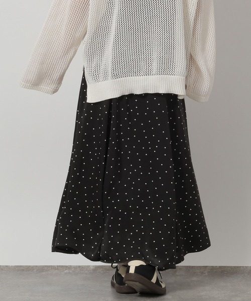 LAKOLE（ラコレ）の「フィブリルフレアスカート / 654268（スカート・レディース・グレー/オフホワイト/ネイビー・LARGE/MEDIUM）」の20枚目の写真