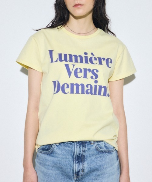 AZUL by moussy(アズールバイマウジー)の「メッセージロゴ半袖Tシャツ(Tシャツ/カットソー・レディース・オフホワイト/ライトイエロー/ライトブラック/ピンク・SMALL/MEDIUM)」の3枚目の写真