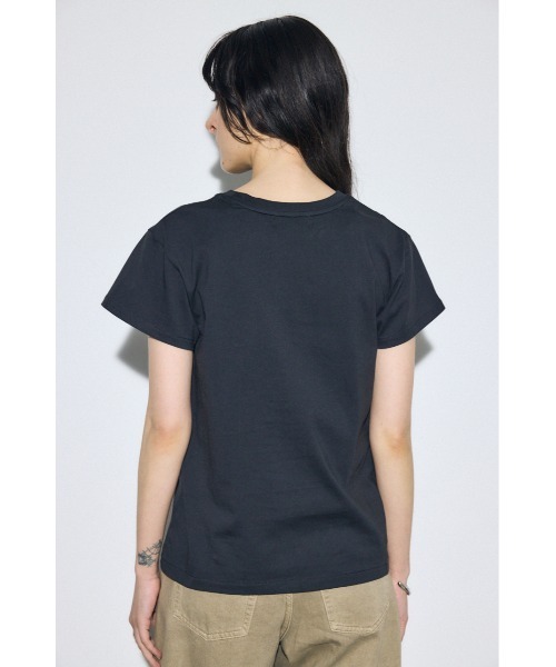 AZUL by moussy(アズールバイマウジー)の「メッセージロゴ半袖Tシャツ(Tシャツ/カットソー・レディース・オフホワイト/ライトイエロー/ライトブラック/ピンク・SMALL/MEDIUM)」の19枚目の写真