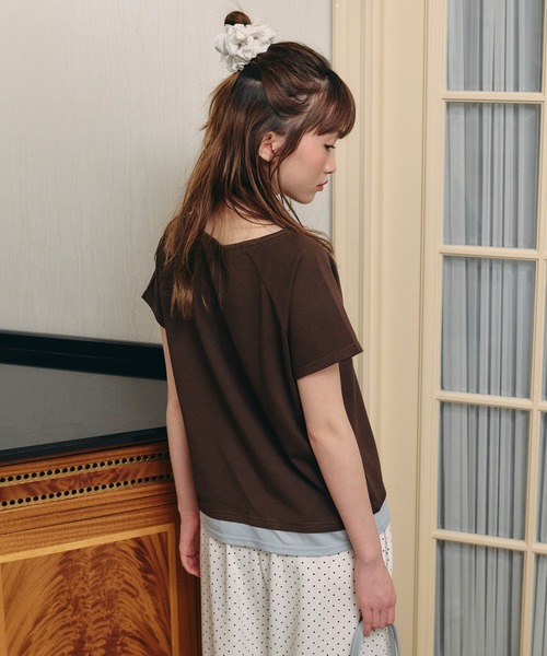 Unblend(アンブレンド)の「【Unblend】フェイクレイヤード アソート ヘンリーネック ラグラン半袖Tシャツ(Tシャツ/カットソー・レディース・オフホワイト/ブラック/ブラウン/チャコール/ネイビー・FREE)」の19枚目の写真