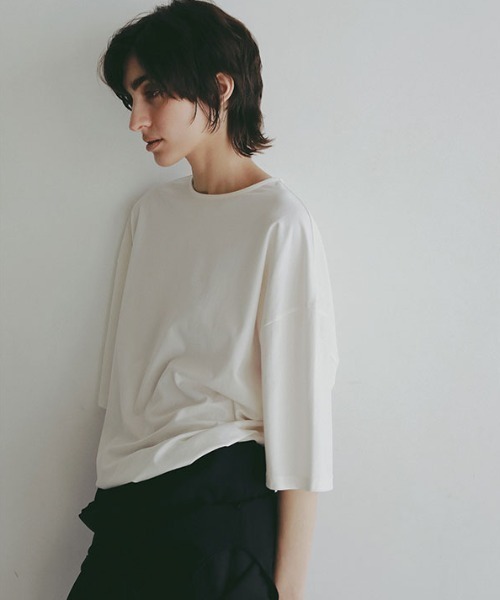 ETRE TOKYO（エトレトウキョウ）の「【先行予約限定 10%OFF】キュプラジャージオーバーサイズTee（Tシャツ/カットソー・レディース・ブラック/ホワイト/ブラウン・FREE）」の9枚目の写真