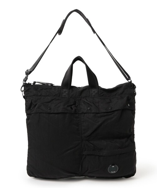 C.P. COMPANY(シーピーカンパニー)の「C.P. Company / Nylon B Tote Bag(ショルダーバッグ・メンズ・ブラック・ONE SIZE)」の1枚目の写真