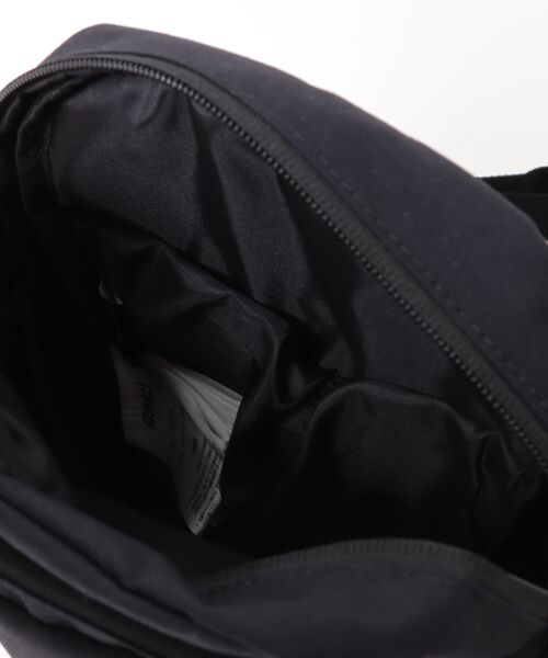Gramicci(グラミチ)の「【GRAMICCI(グラミチ) 】CORDURA MINI SHOULDER BAG(ショルダーバッグ・メンズ・ブラック/オリーブ・FREE)」の15枚目の写真