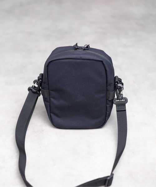 Gramicci(グラミチ)の「【GRAMICCI(グラミチ) 】CORDURA MINI SHOULDER BAG(ショルダーバッグ・メンズ・ブラック/オリーブ・FREE)」の8枚目の写真