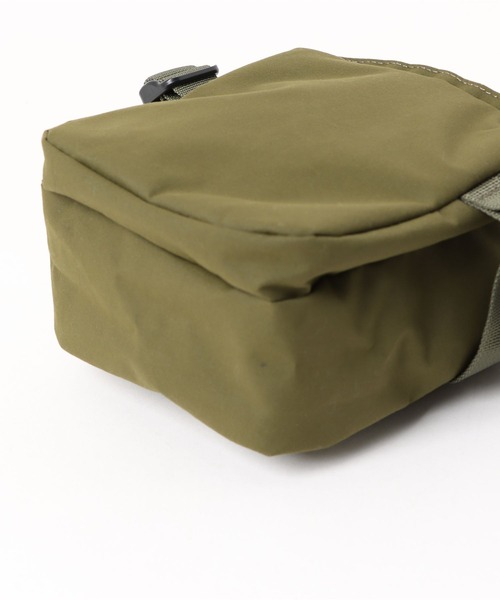 Gramicci(グラミチ)の「【GRAMICCI(グラミチ) 】CORDURA MINI SHOULDER BAG(ショルダーバッグ・メンズ・ブラック/オリーブ・FREE)」の6枚目の写真