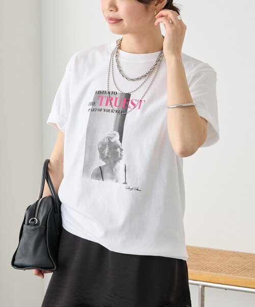 RIVE DROITE（リヴドロワ）の「予約【１枚で着映え】MarilynフォトTee（Tシャツ/カットソー・レディース・チャコールグレー/オフホワイト・FREE）」の8枚目の写真