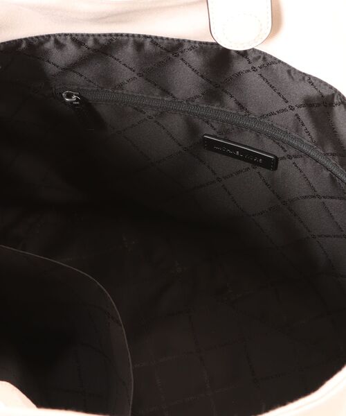 MICHAEL KORS(マイケルコース)の「SOFT TOTE Tote(トートバッグ・メンズ・ベージュ系その他・FREE)」の4枚目の写真