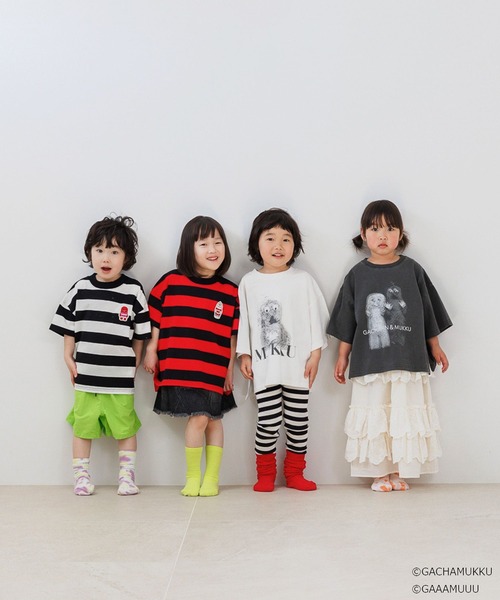 LOWRYS FARM（ローリーズファーム）の「【ガチャピン・ムック】Tシャツ　659267（Tシャツ/カットソー・キッズ・チャコールグレー/オフホワイト・110cm/130cm/150cm）」の3枚目の写真
