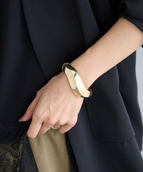 LIVETART（リヴェタート）の「ニュアンスバングル《LIVETART》（ブレスレット・レディース・ゴールド・FREE）」の10枚目の写真