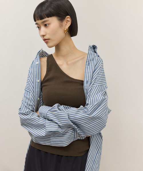 ADAM ET ROPE'（アダムエロペ）の「シルク混ワンショルタンクトップ（タンクトップ・レディース・ブルー系その他4/ブラウン系その他/ブラック・FREE）」の9枚目の写真