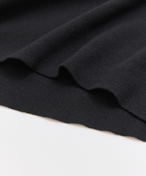 ADAM ET ROPE'（アダムエロペ）の「シルク混ワンショルタンクトップ（タンクトップ・レディース・ブルー系その他4/ブラウン系その他/ブラック・FREE）」の22枚目の写真