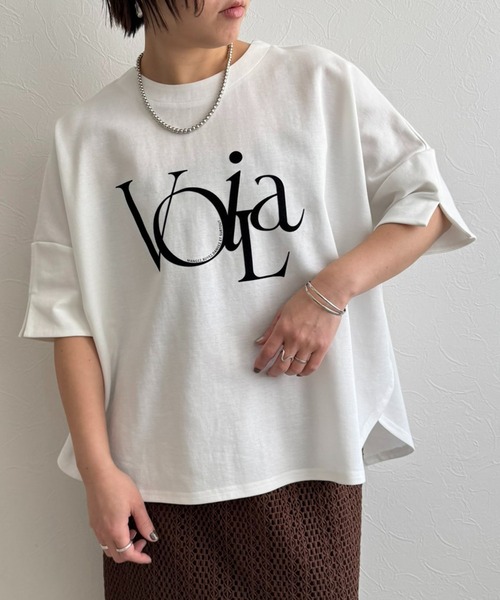 LHELBIE(レルビエ)の「ポンチョロゴTシャツ(Tシャツ/カットソー・レディース・ライトグレー/チャコールグレー/オフホワイト・M)」の1枚目の写真