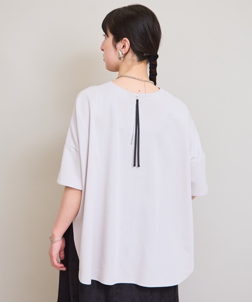 LHELBIE(レルビエ)の「ポンチョロゴTシャツ(Tシャツ/カットソー・レディース・ライトグレー/チャコールグレー/オフホワイト・M)」の7枚目の写真