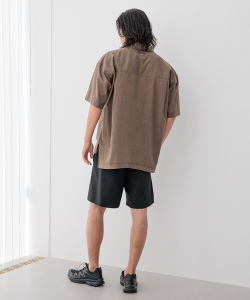 HEREIAM（ヘレイアム）の「【HEREIAM MEN】イージーケア/接触冷感/吸水速乾/テックリネンシャツ（シャツ/ブラウス・メンズ・ブラック/ブラウン/ライトブルー・MEDIUM/LARGE）」の19枚目の写真