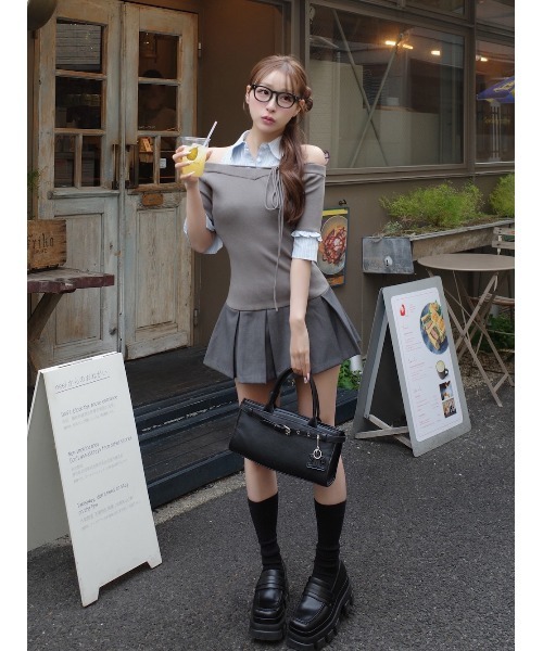シャツドッキングオフショルプリーツミニワンピース（ワンピース