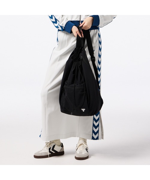 hummel(ヒュンメル)の「hummel/ヒュンメル PLAY Knapsack(バックパック/リュック・レディース・ブラック/グレー・FREE)」の6枚目の写真