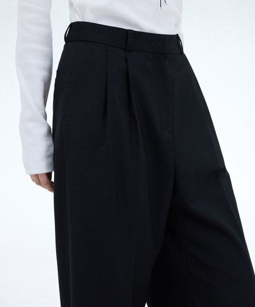 PORTERNA(ポルテナ)の「CLASSIC TWO TUCK SLACKS-2COLOR(スラックス・レディース・チャコールグレー/ブラック・SMALL/MEDIUM)」の9枚目の写真
