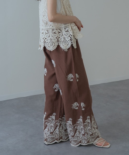 refinedworks（リファインドワークス）の「【refinedworks】夏 の装いにぴったりな 刺繍 コットン パンツ（その他パンツ・レディース・アイボリー/ブラック/ブラウン・FREE）」の4枚目の写真