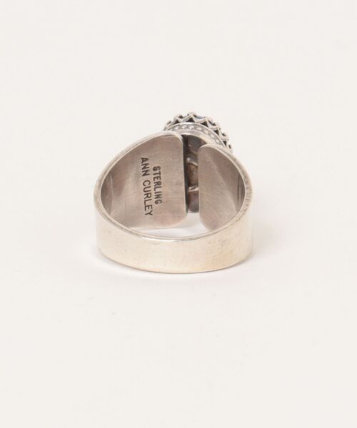 Indian Jewelry(インディアンジュエリー)の「THEATER シアター オーバルストーンネイティブデザインシルバーリング Made in USA(リング・レディース・シルバー・#12/#13)」の2枚目の写真