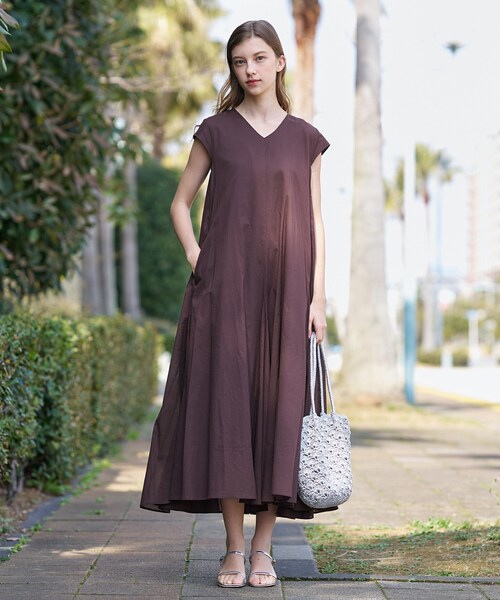 DRESSTERIOR(ドレステリア)の「【きれいめ/ウォッシャブル】コットンローンフレンチスリーブワンピ(ワンピース・レディース・ブラウン系その他/ブルー系その他/オレンジ・38/36)」の13枚目の写真