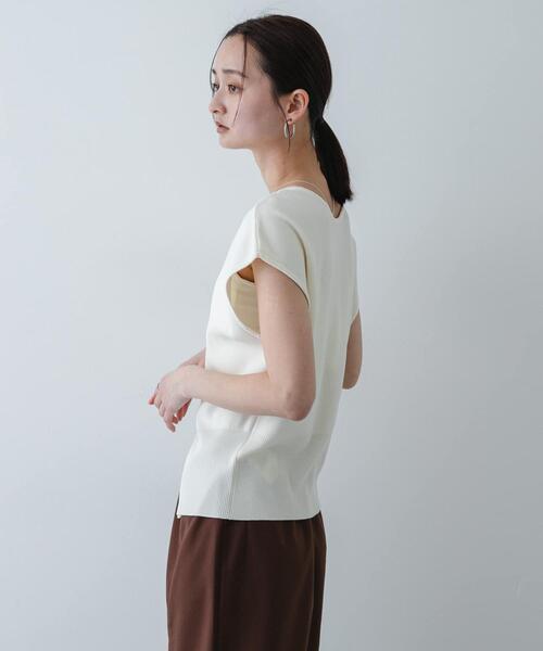 SENSE OF PLACE by URBAN RESEARCH(センスオブプレイスバイアーバンリサーチ)の「『洗濯可』シェイプラインセーター(ニット/セーター・レディース・ライトブルー/ブラック/アイボリー・ONE)」の13枚目の写真