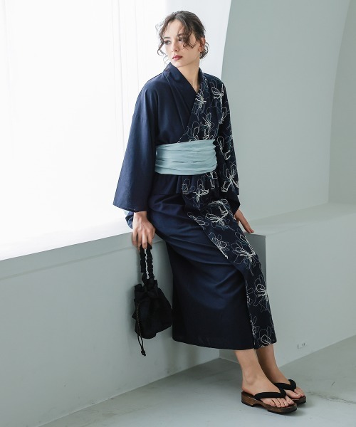 Callarus(カラルス)の「【浴衣】花柄アシメ刺しゅう浴衣セット(簡易ゆかた+帯)〔Callarus〕(浴衣・レディース・ネイビー系/ブラウン系その他・FREE)」の22枚目の写真