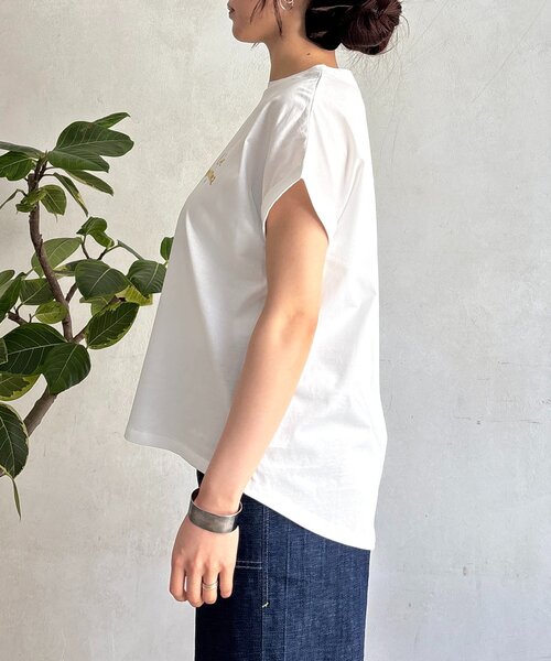 un dix cors(アンディコール)の「ドライタッチ胸元ロゴTEE(Tシャツ/カットソー・レディース・グレイッシュベージュ/オフホワイト/チャコールグレー・FREE)」の20枚目の写真