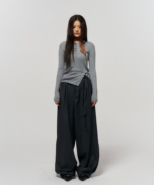 SCHISM INDUCING(スキズムインデューシング)の「PERFORMATIVE SLACKS GREY(スラックス・レディース・その他・S/M)」の8枚目の写真