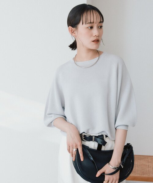 RIVE DROITE（リヴドロワ）の「【柔らかな立体感のある袖が魅力】ハーフバルーンスリーブニット（ニット/セーター・レディース・ネイビー/ライトグレー/オフホワイト・FREE）」の19枚目の写真