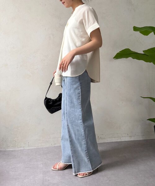 Jena espace merveilleux(ジェナ エスパスメルヴェイユ)の「フロントタックシアーブラウス(シャツ/ブラウス・レディース・ミント/チャコールグレー/アイボリー・FREE)」の10枚目の写真