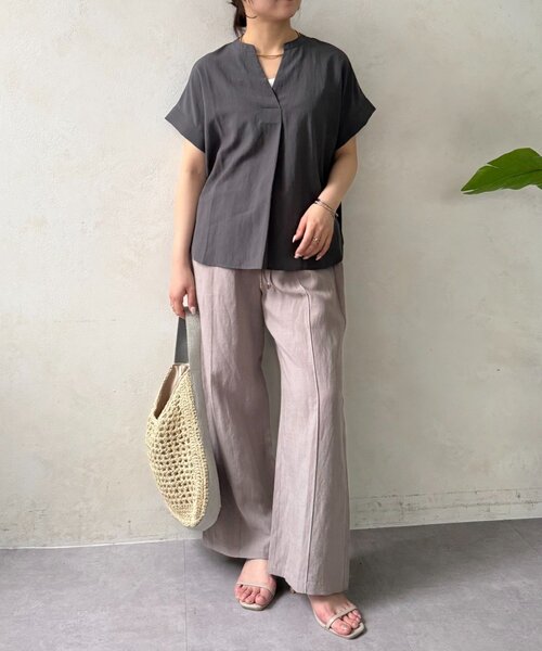Jena espace merveilleux(ジェナ エスパスメルヴェイユ)の「フロントタックシアーブラウス(シャツ/ブラウス・レディース・ミント/チャコールグレー/アイボリー・FREE)」の21枚目の写真