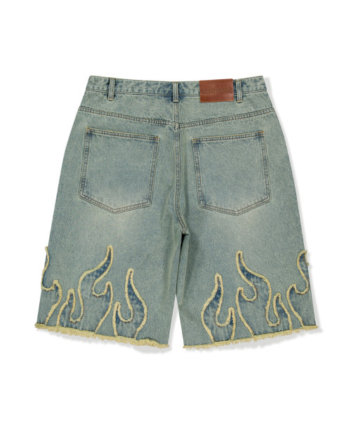 WKNDRS（ウィーキャンドース）の「FLAME DENIM SHORTS (S.DENIM)（その他パンツ・レディース・その他・X-LARGE/MEDIUM/LARGE）」の2枚目の写真