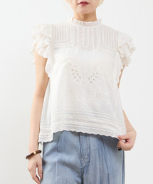 SOFFITTO（ソフィット）の「スカラ刺繍フリルブラウス（シャツ/ブラウス）」