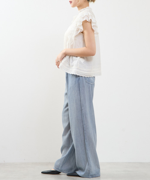 SOFFITTO(ソフィット)の「スカラ刺繍フリルブラウス(シャツ/ブラウス・レディース・ホワイト/ブラック・FREE)」の9枚目の写真