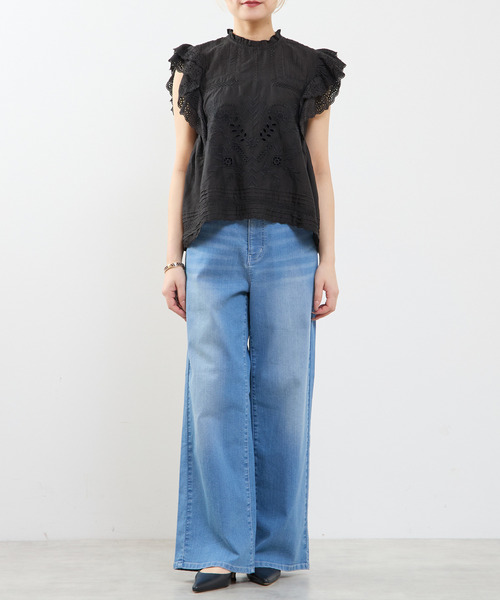 SOFFITTO(ソフィット)の「スカラ刺繍フリルブラウス(シャツ/ブラウス・レディース・ホワイト/ブラック・FREE)」の22枚目の写真