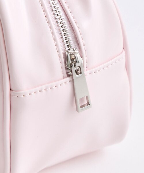 OLIVE des OLIVE(オリーブデオリーブ)の「【インフルエンサー企画】miko charm enamel bag(ボストンバッグ・レディース・ブラック/ピンク・FREE)」の16枚目の写真