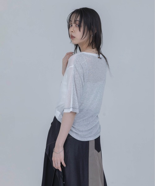 Eimee Law(エイミーロウ)の「モノクロアートプリントTシャツ(Tシャツ/カットソー・レディース・オフホワイト/スミクロ・FREE)」の5枚目の写真