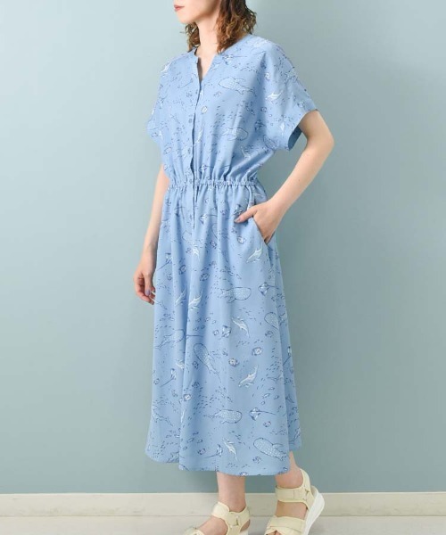 Bleu Bleuet（ブルーブルーエ）の「海の生き物総柄ワンピース（ワンピース・レディース・ネイビー/ブルー・M）」の2枚目の写真