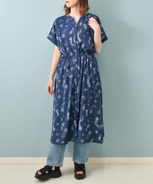 Bleu Bleuet（ブルーブルーエ）の「海の生き物総柄ワンピース（ワンピース・レディース・ネイビー/ブルー・M）」の5枚目の写真