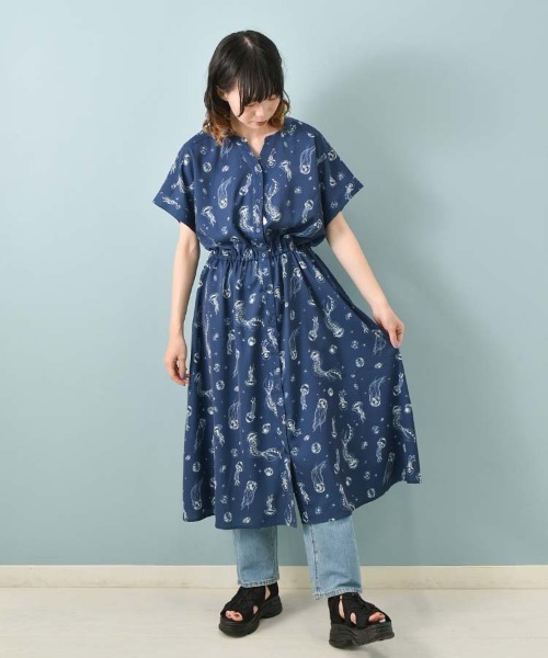 Bleu Bleuet（ブルーブルーエ）の「海の生き物総柄ワンピース（ワンピース・レディース・ネイビー/ブルー・M）」の9枚目の写真