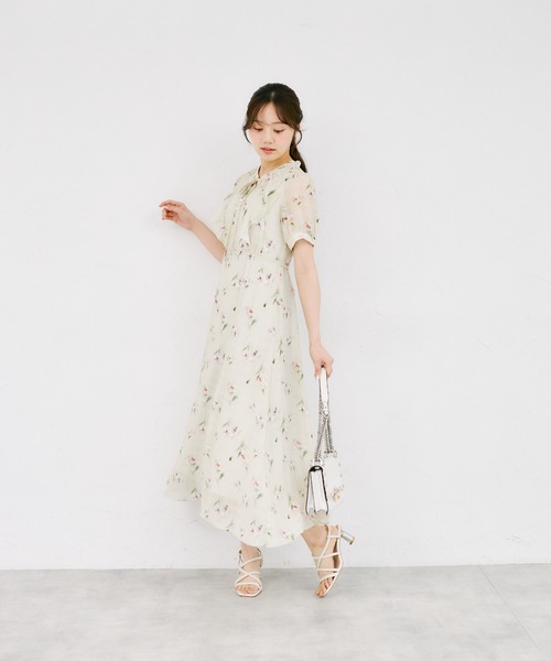 tocco closet(トッコ クローゼット)の「リボン付きシアーチェック×フラワープリントワンピース(ワンピース・レディース・ブラック/ミント・M)」の13枚目の写真