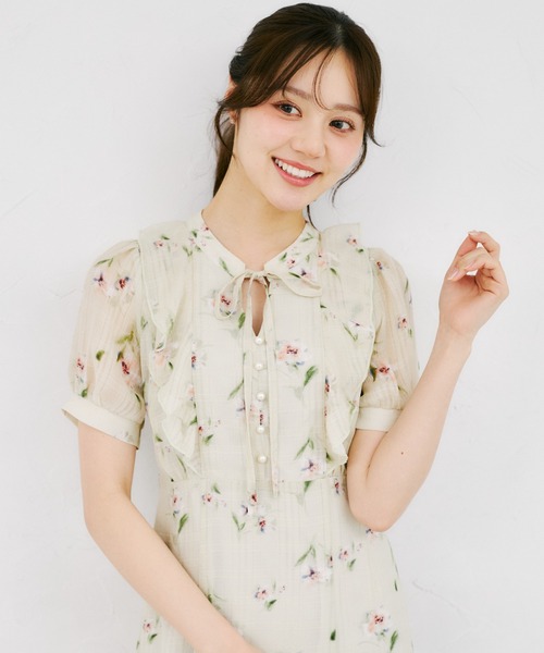 tocco closet(トッコ クローゼット)の「リボン付きシアーチェック×フラワープリントワンピース(ワンピース・レディース・ブラック/ミント・M)」の16枚目の写真