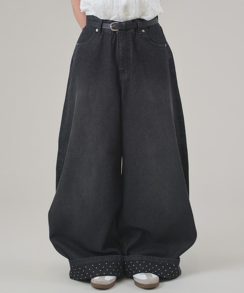 apres jour mignon(アプレジュールミニョン)の「裾ドットカーブデニムパンツ(デニムパンツ・レディース・インディゴブルー/ブラック/ブルー・LARGE/SMALL/MEDIUM)」の21枚目の写真