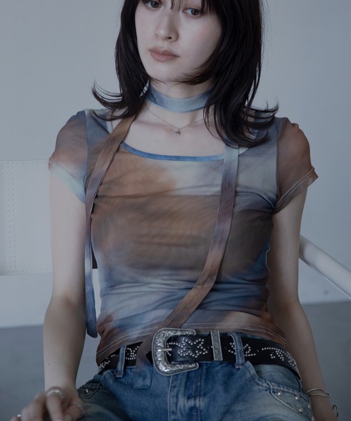 VACANCY(ヴァカンシー)の「マーブル柄ハーフスリーブシアートップス チョーカー付(Tシャツ/カットソー・レディース・ブラウン/ブルー・FREE)」の22枚目の写真