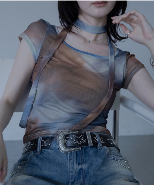 VACANCY(ヴァカンシー)の「マーブル柄ハーフスリーブシアートップス チョーカー付(Tシャツ/カットソー・レディース・ブラウン/ブルー・FREE)」の4枚目の写真