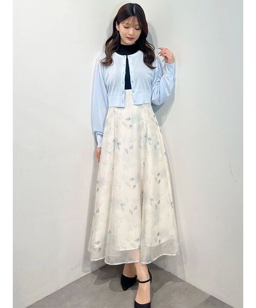 MERCURYDUO(マーキュリーデュオ)の「コンパクトシアークルーネックロングスリーブカーディガン(カーディガン/ボレロ・レディース・ブラック/ライトブルー/ブラウン/オフホワイト・FREE)」の10枚目の写真