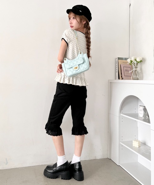 Loueme(ルエム)の「コットンレースフリルカプリパンツ(その他パンツ・レディース・ホワイト/ブラック・S/M)」の10枚目の写真